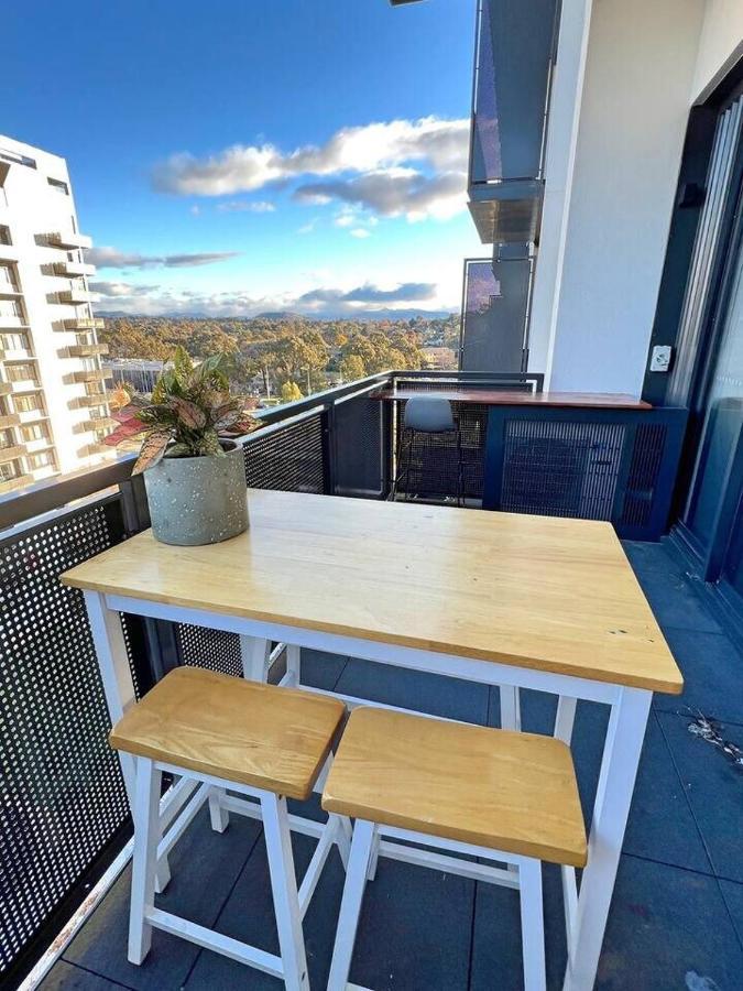 Industrial Yet Modern, 1Bd 1Bth Apt - Woden Phillip Exterior photo