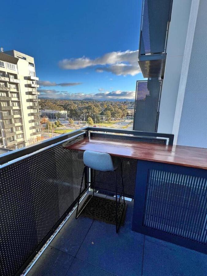 Industrial Yet Modern, 1Bd 1Bth Apt - Woden Phillip Exterior photo